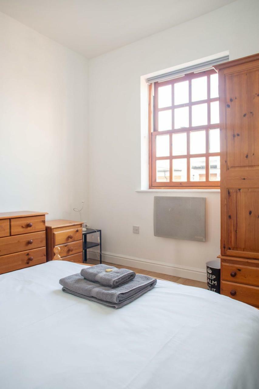 Quire Court Apartment Gloucester Extérieur photo