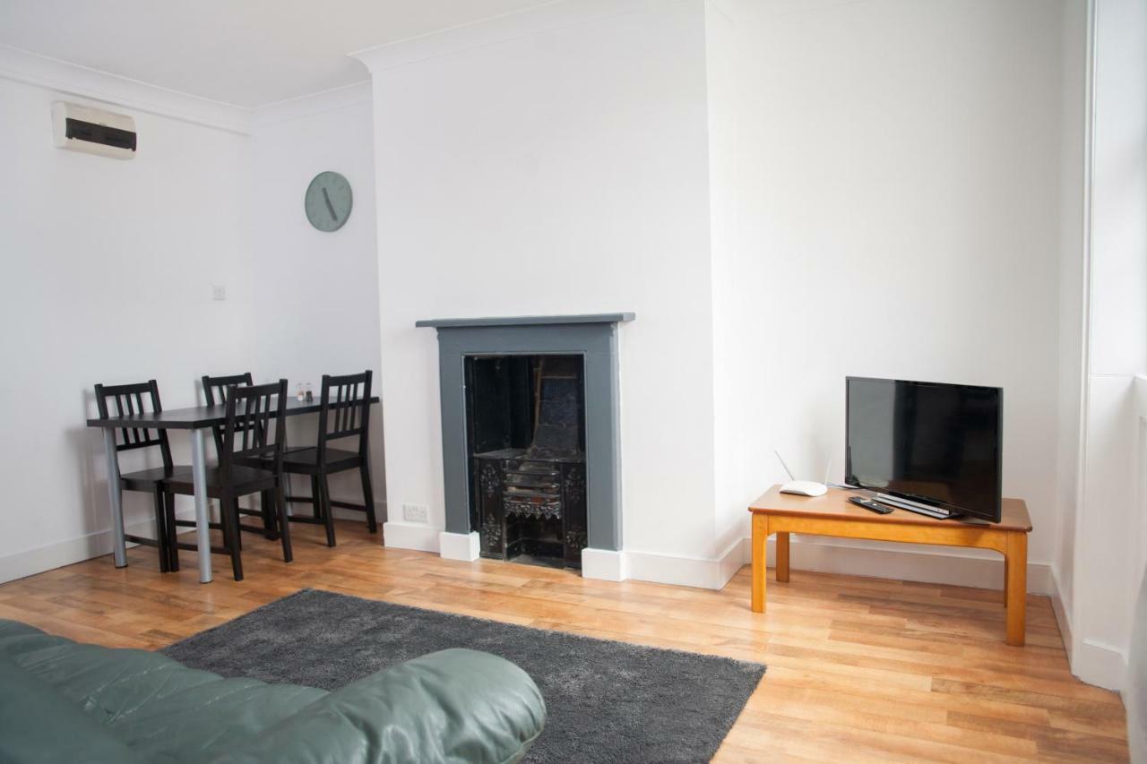 Quire Court Apartment Gloucester Extérieur photo
